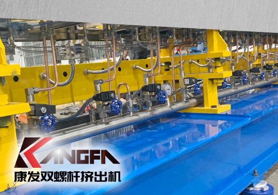 康發(fā)雙螺桿擠出機，砥礪前行！祝賀中國珠峰測量登山隊成功登頂珠峰，再創(chuàng)歷史！