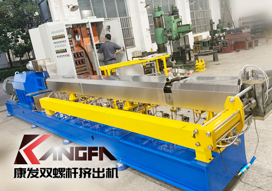 聚氯乙烯(PVC) 領域塑料擠出行業(yè)雙螺桿擠出機應用介紹