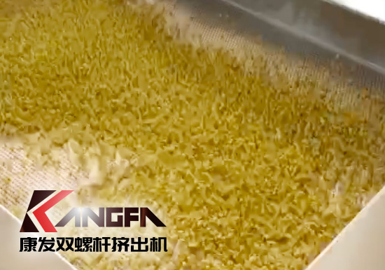 提升形象、完善產(chǎn)品及服務(wù)質(zhì)量?？蛋l(fā)雙螺桿擠出機(jī)新疆烏魯木齊某客戶服務(wù)回訪！