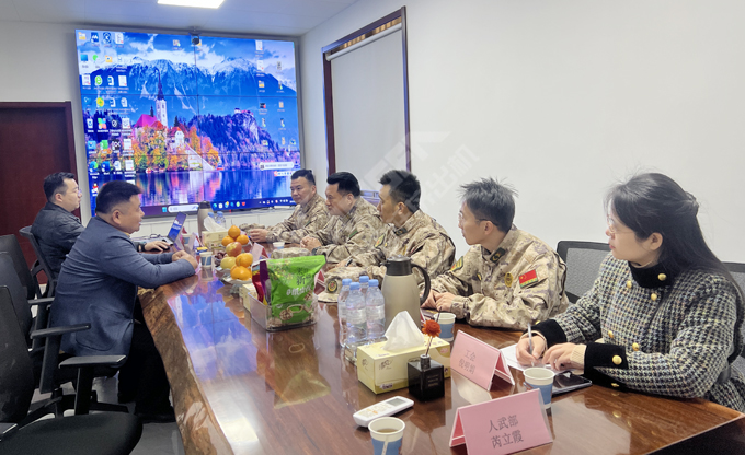 精準調(diào)查 深挖潛力 六合區(qū)人武部走訪康發(fā)雙螺桿擠出機等葛塘街道重點企業(yè)