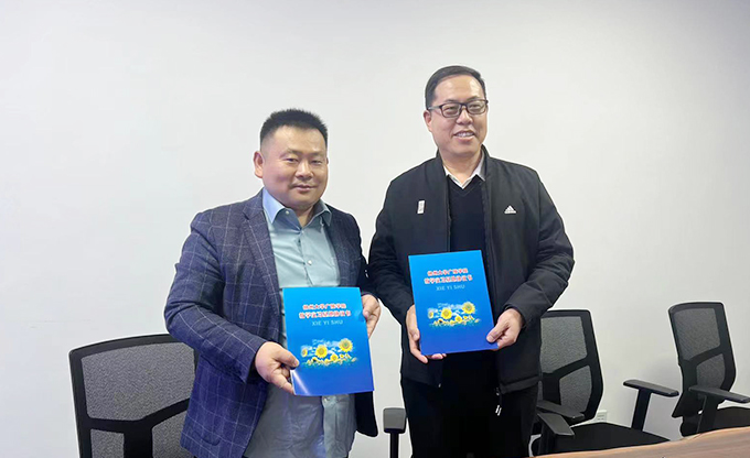 雙向賦能 培英共育 ——康發(fā)雙螺桿擠出機攜手揚州大學廣陵學院共建教學實習基地